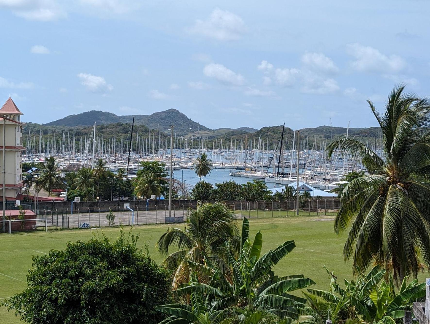 Studio Ti Plezi 26M A 2 Pas Marina Du Marin Climatise Parking Le Marin 외부 사진